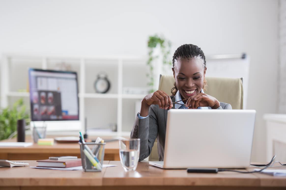 logo E-business : les conseils des écoles pour réussir sa candidature